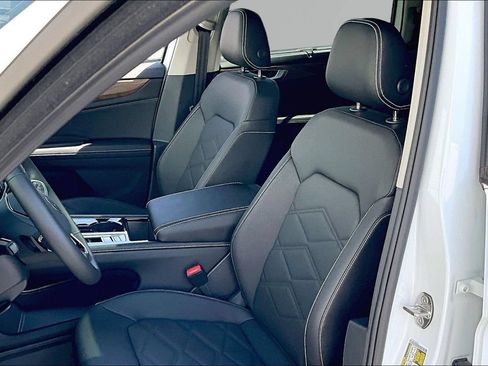 New 2026 Volkswagen Atlas SE FWD image 21