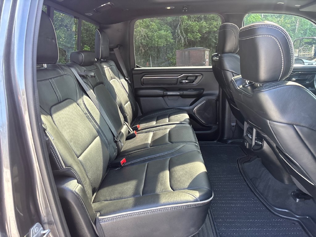 Used 2022 RAM 1500 Limited AWD/4WD image 16