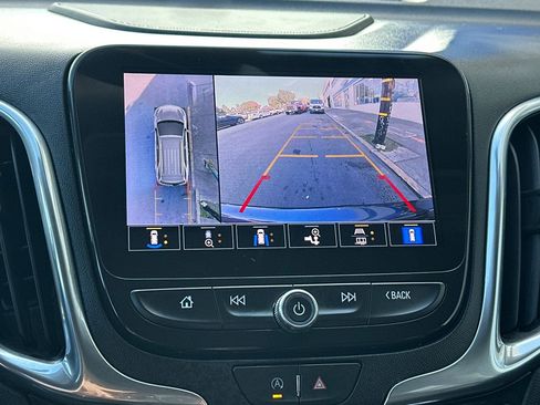 Used 2022 Chevrolet Equinox Premier image 25