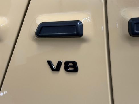 Used 2022 Mercedes-Benz G 550 image 18