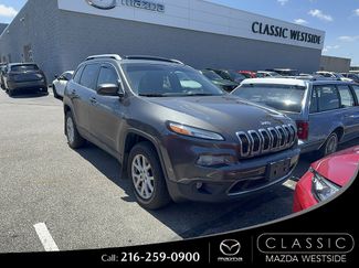 Used 2015 Jeep Cherokee Latitude w/ Comfort/Convenience Group AWD/4WD video 1