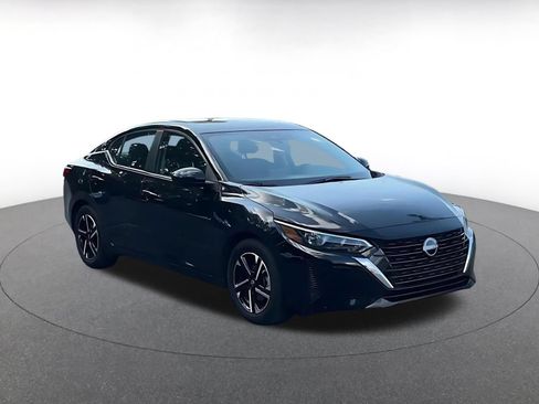 Used 2025 Nissan Sentra SV FWD image 3
