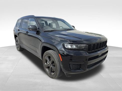 Used 2023 Jeep Grand Cherokee L Laredo AWD/4WD image 3