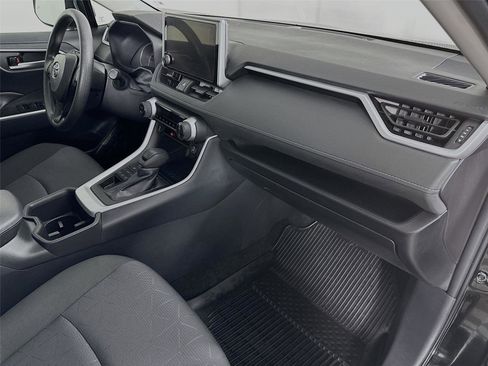 Certified 2025 Toyota RAV4 XLE AWD/4WD image 27
