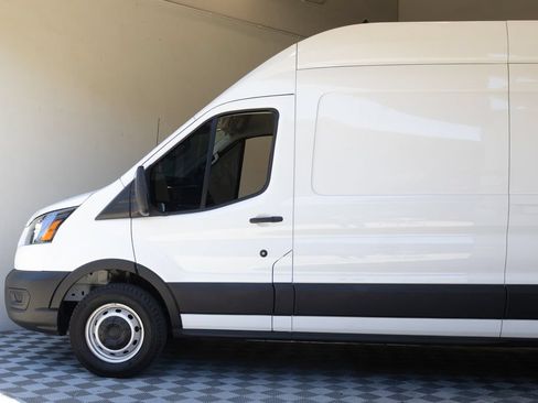 Used 2025 Ford Transit 350 148 High Roof Extended RWD image 8