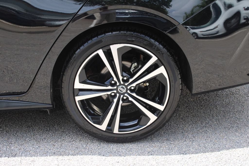 Used 2020 Nissan Sentra SR FWD image 35