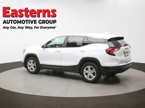 Used 2024 GMC Terrain SLE image 64