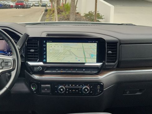 Used 2025 Chevrolet Silverado 1500 LT image 11