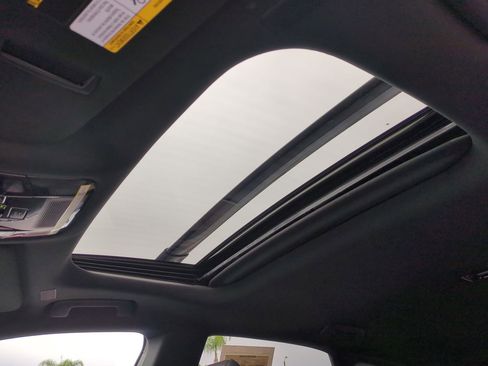 Used 2025 Lexus RX 350h image 26