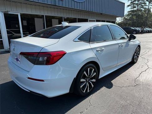 Used 2024 Honda Civic EX image 5