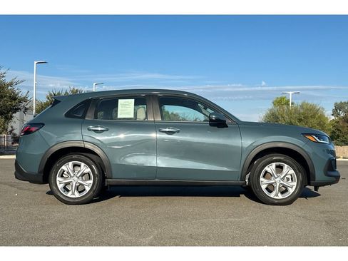 Used 2025 Honda HR-V LX image 7
