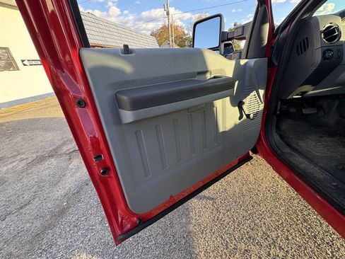 Used 2015 Ford F350 XL w/ Trailer Tow Package image 23