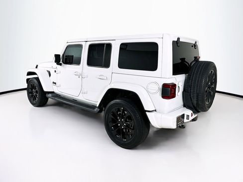 Used 2023 Jeep Wrangler Unlimited Sahara AWD/4WD image 6