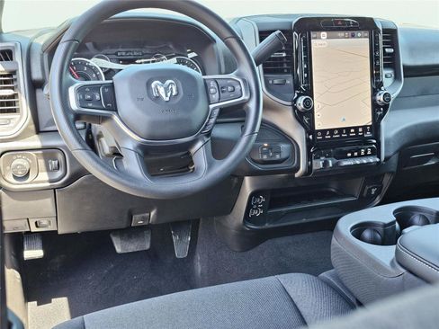 New 2026 RAM 2500 Tradesman AWD/4WD image 34