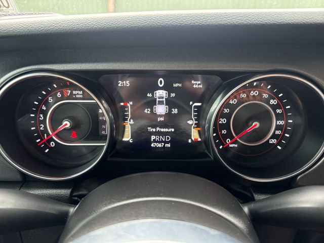 Used 2022 Jeep Gladiator Mojave w/ Trailer Tow Package AWD/4WD image 15