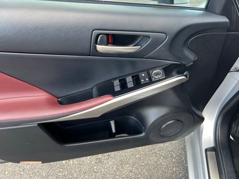 Used 2017 Lexus IS 200t F Sport image 21