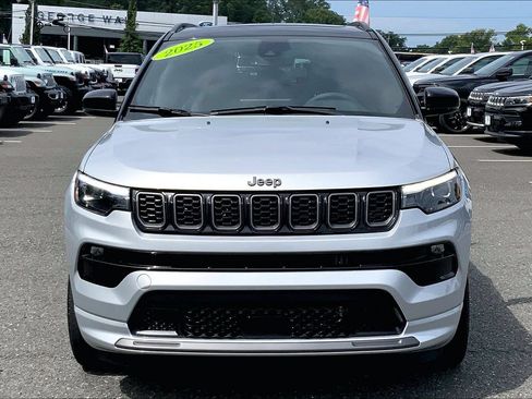 Certified 2025 Jeep Compass Limited w/ High Altitude Package AWD/4WD image 3