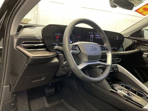 Used 2025 Audi Q5 Premium Plus image 19