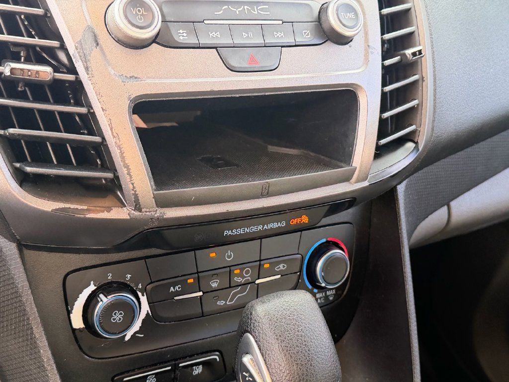 Used 2019 Ford Transit Connect XL FWD image 13