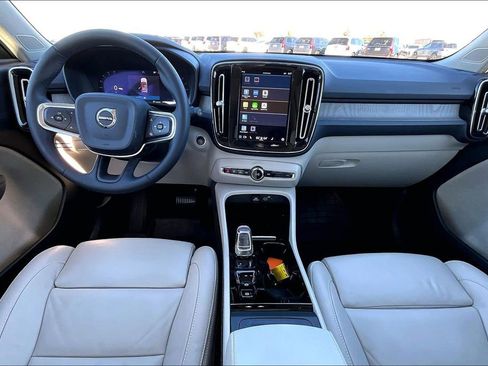 Used 2023 Volvo XC40 B5 Plus w/ Protection Package image 20