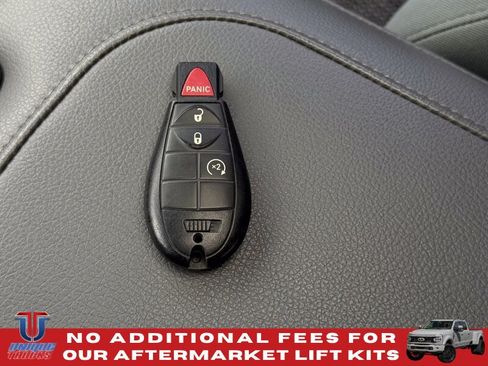Used 2017 RAM 2500 SLT AWD/4WD image 37