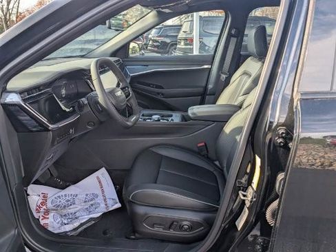 New 2025 Jeep Wagoneer S Limited w/ Comfort Package image 7