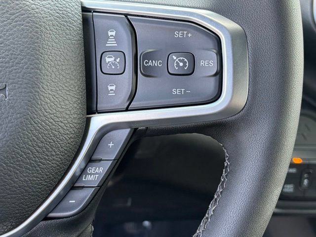 New 2026 RAM 2500 Big Horn AWD/4WD image 17