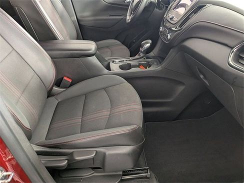 Used 2022 Chevrolet Equinox RS image 31