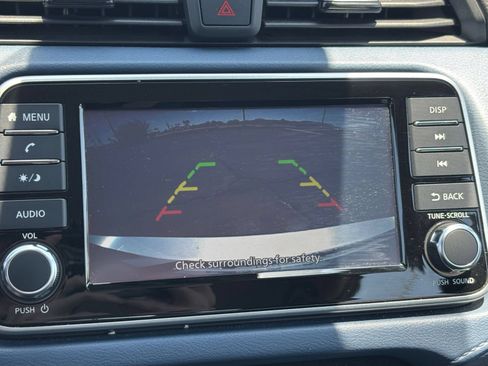 Used 2025 Nissan Versa SV FWD image 22