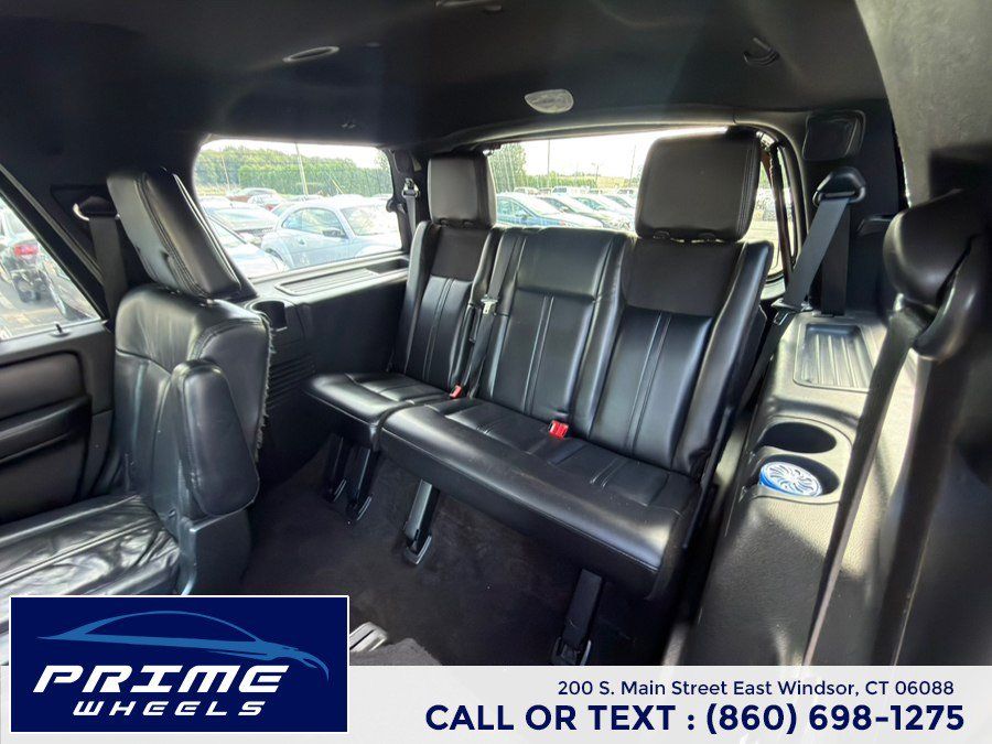 Used 2015 Lincoln Navigator 2WD image 13