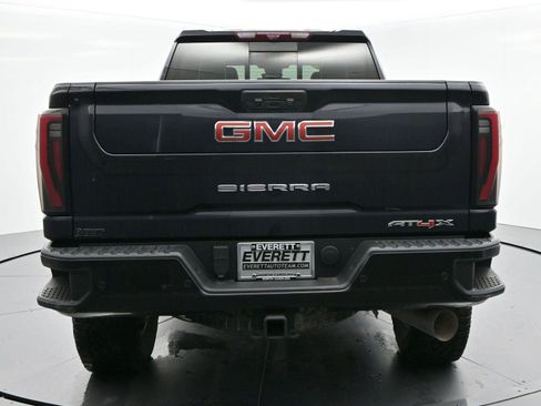 Used 2024 GMC Sierra 2500 AT4X AWD/4WD image 6