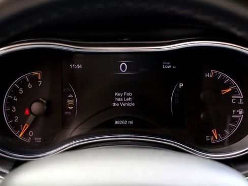 Used 2020 Jeep Grand Cherokee Limited image 15