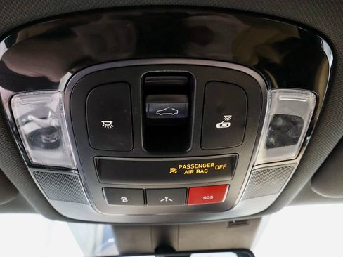 Used 2023 Hyundai Sonata Limited w/ Preferred Accessory Package FWD image 37