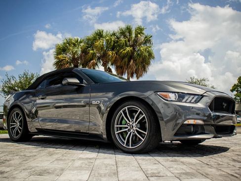 Used 2016 Ford Mustang GT Premium w/ Equipment Group 401A RWD image 10