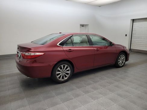 Used 2016 Toyota Camry XLE w/ Convenience Package FWD image 10