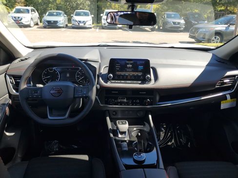 New 2026 Nissan Rogue SV AWD/4WD image 10