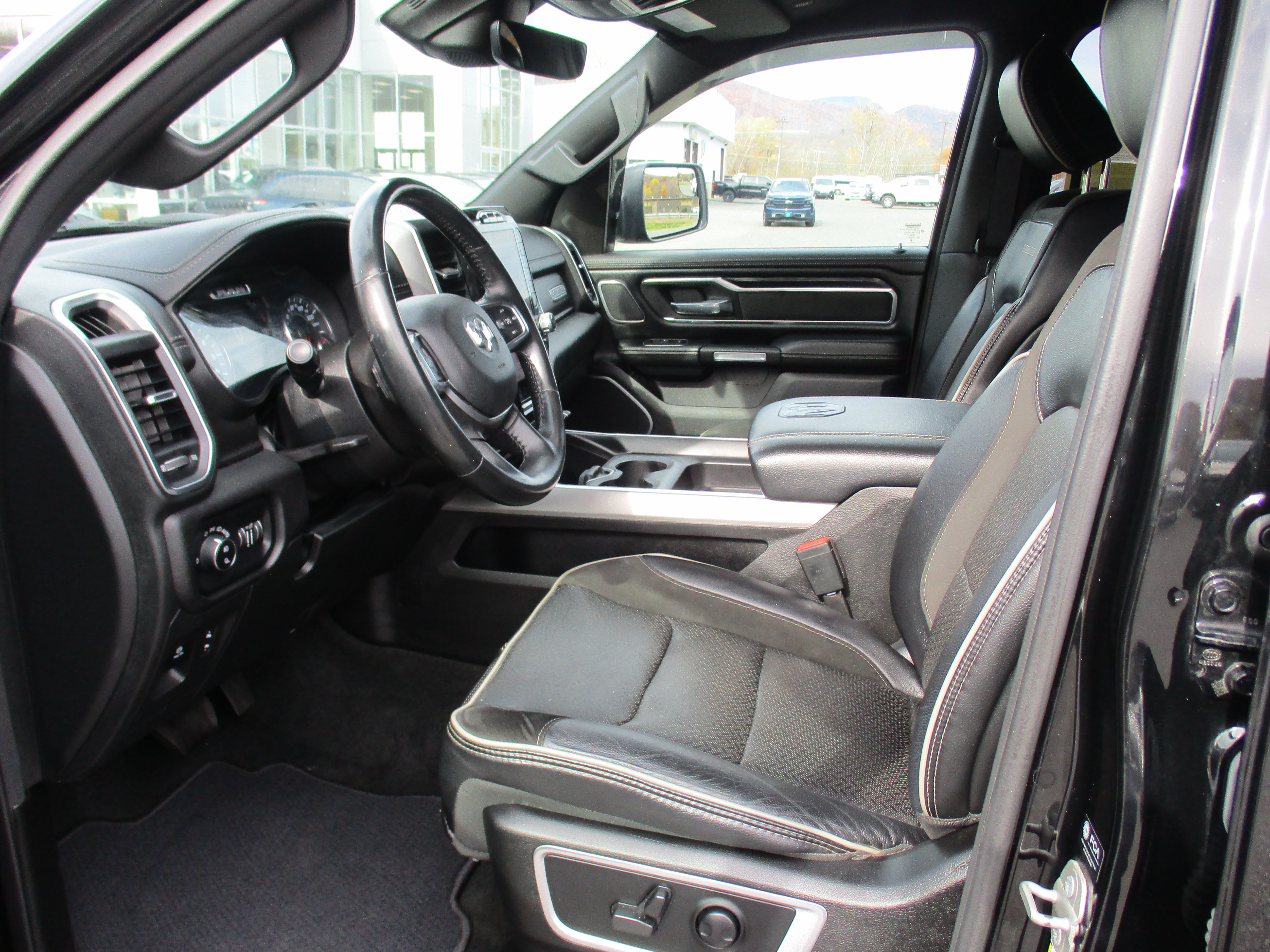 Certified 2023 RAM 1500 Laramie AWD/4WD image 11