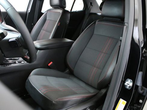 Used 2024 Chevrolet Equinox RS w/ LPO, Floor Liner Package FWD image 26