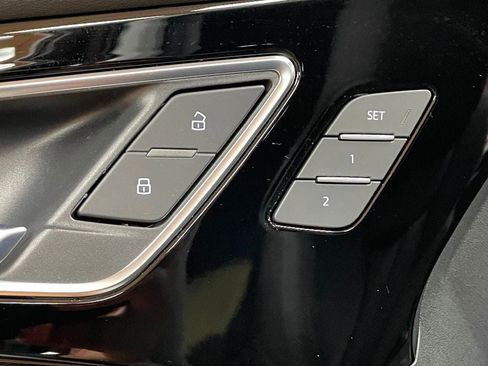 Used 2023 Audi Q4 e-tron Prestige w/ Black Optic Package image 16