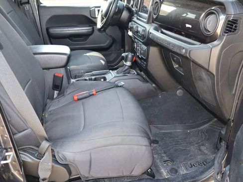 Used 2019 Jeep Wrangler Unlimited Sport AWD/4WD image 14