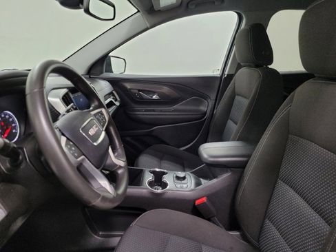 Used 2023 GMC Terrain SLE w/ Driver Convenience Package image 17