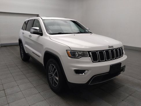 Used 2018 Jeep Grand Cherokee Limited AWD/4WD image 13
