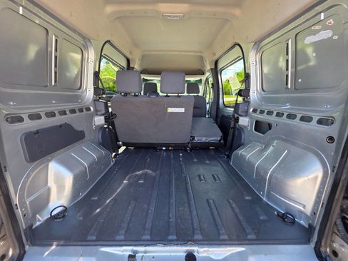 Used 2010 Ford Transit Connect XLT FWD image 22