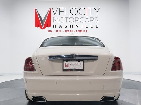 Used 2013 Rolls-Royce Ghost image 19