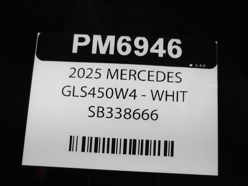 Used 2025 Mercedes-Benz GLS 450 4MATIC w/ AMG Line Exterior image 40