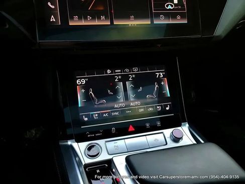 Used 2021 Audi e-tron Premium Plus w/ Premium Plus Package image 61