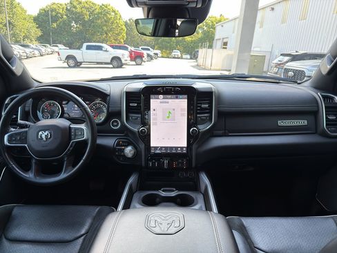 Used 2023 RAM 1500 Laramie AWD/4WD image 11