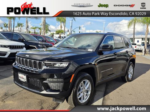 New 2025 Jeep Grand Cherokee Laredo image 1
