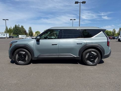 Used 2024 Kia EV9 Wind AWD/4WD image 4