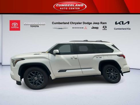 Used 2024 Toyota Sequoia Platinum image 5